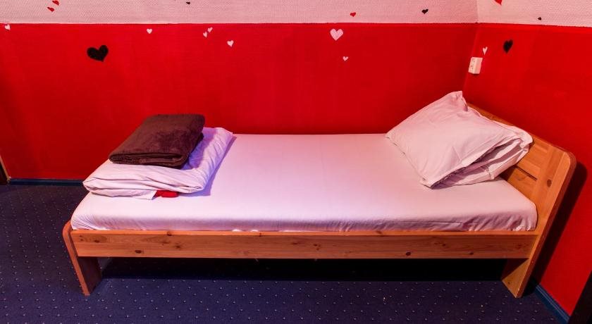 The Monks Bunk Party Hostel