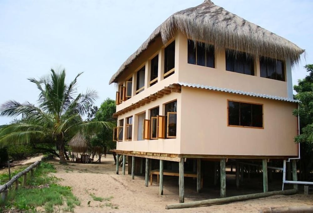 Bemugi's - carbon neutral hotel in Unknown City