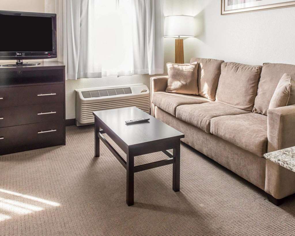 MainStay Suites Pittsburgh Airport - photo 17