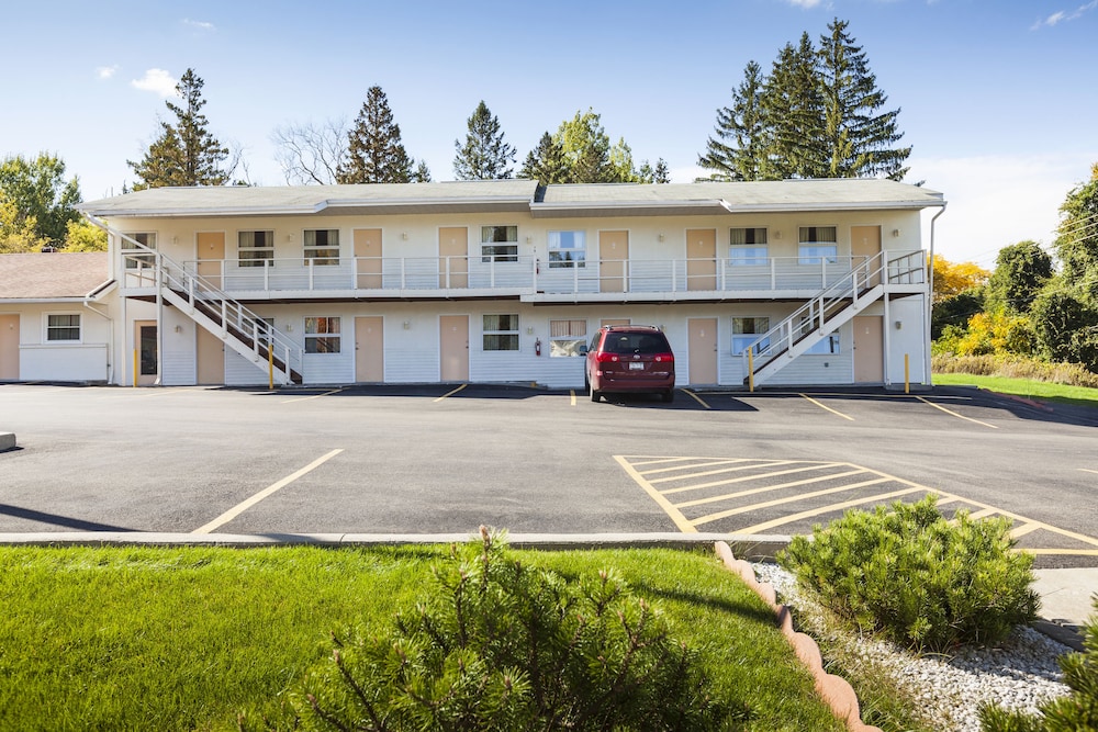 The Springwater Inn - photo 27