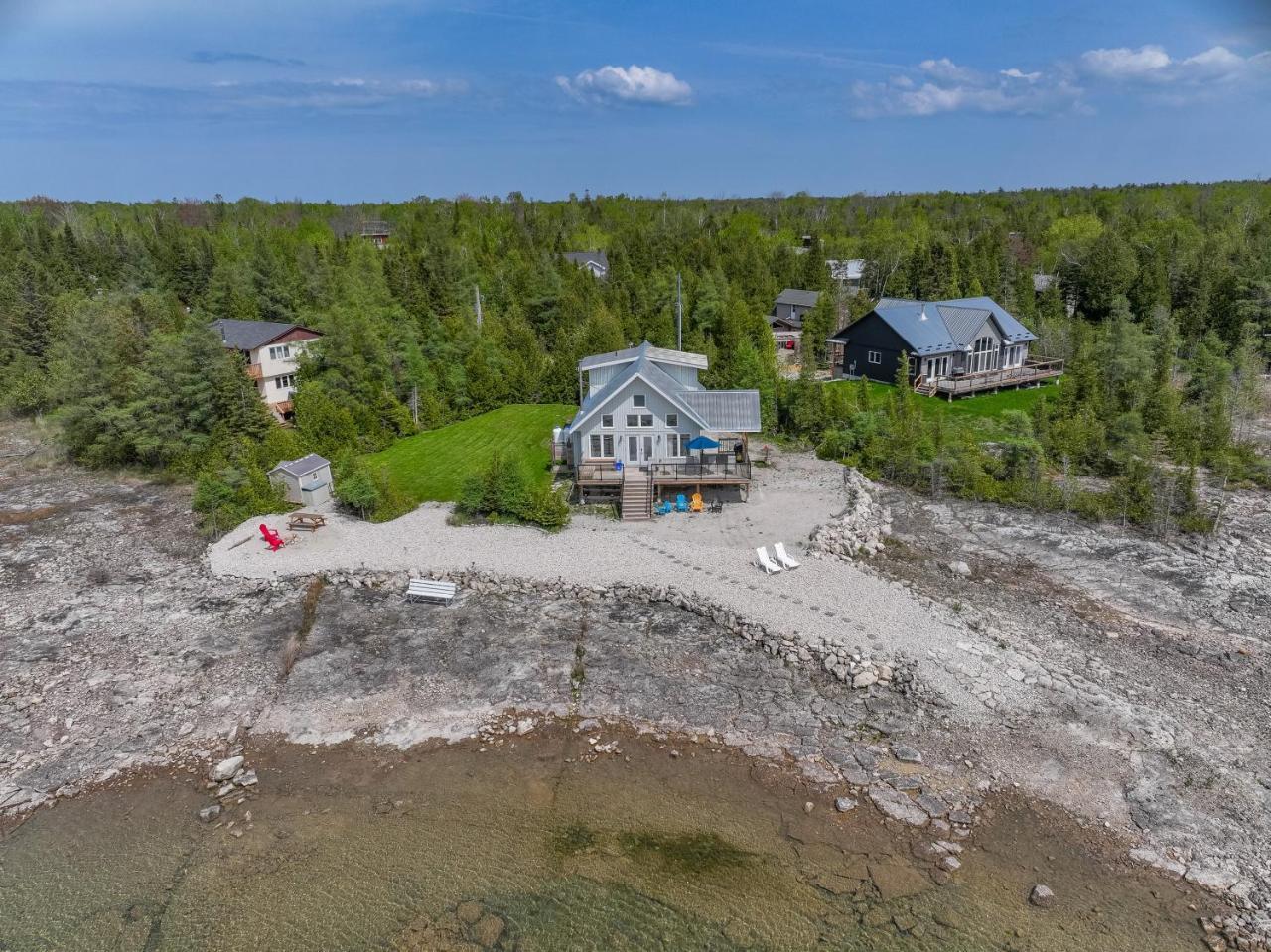 Elysium Private Waterfront Escape in Unknown City, Canada