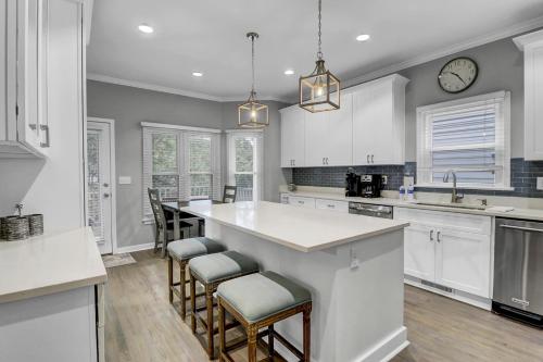 Grand Pavilion 71 by Wild Dunes Home in Resort Core with Amenity Access - photo 5