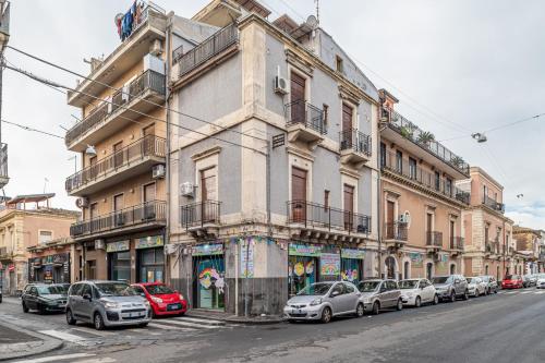 GuestHost Catania Central and Comfy Apartment — 4-Star Luxury Hotel in Catania, Italy