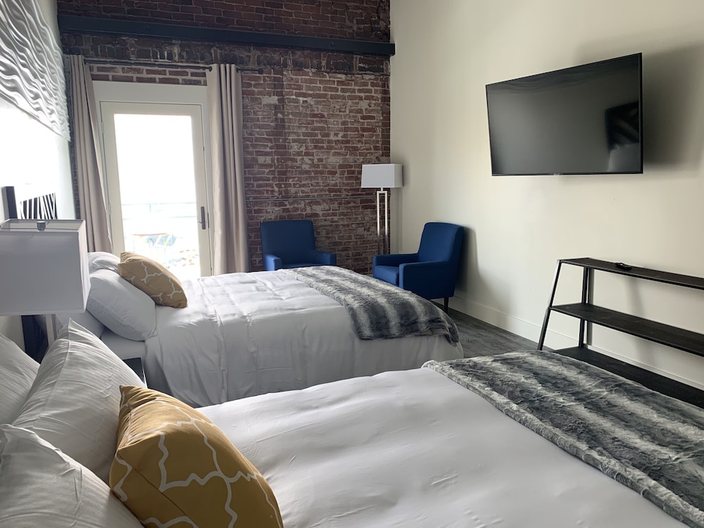 Manhattan Hotel Salida - photo 5