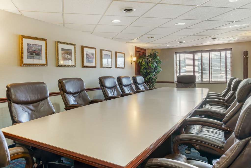 Best Western Greenfield Inn - photo 12