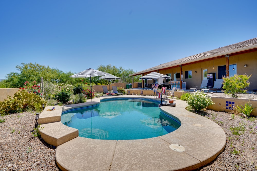 Cozy Mtn View Vail Home with Pool and Hot Tub — 4-Star Luxury Hotel in Vail, United States