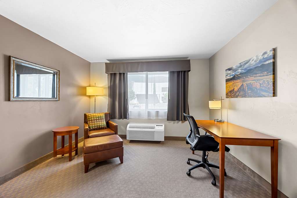 Best Western Inn At The Rogue - photo 18