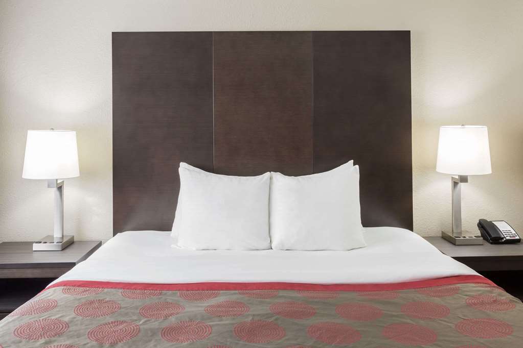 Ramada by Wyndham Monterey - photo 17