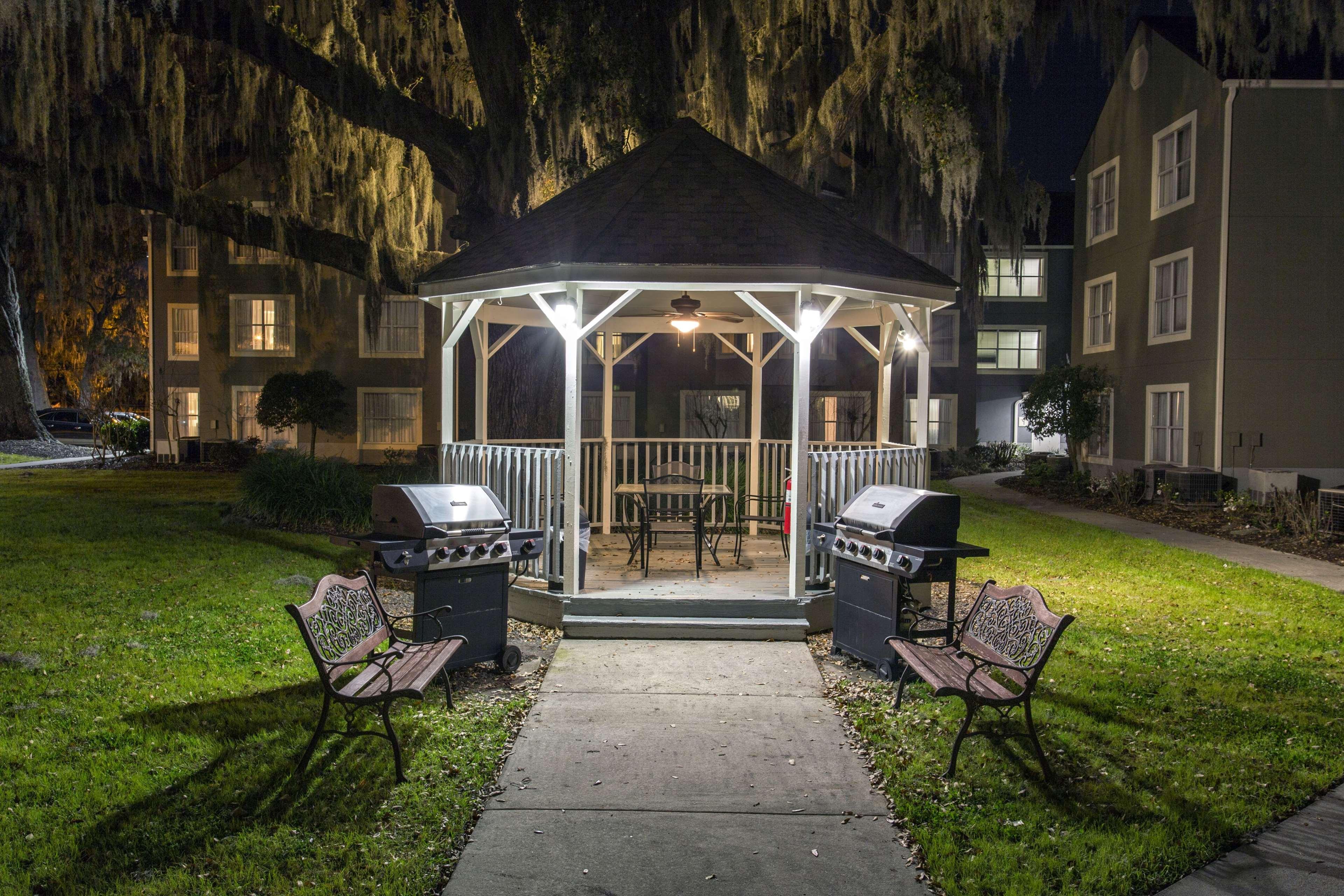 Homewood Suites by Hilton Savannah - photo 29