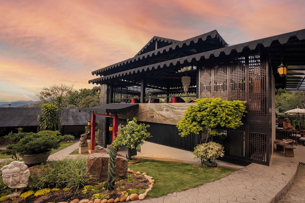 GreenOriental Resort in La Vega, Colombia