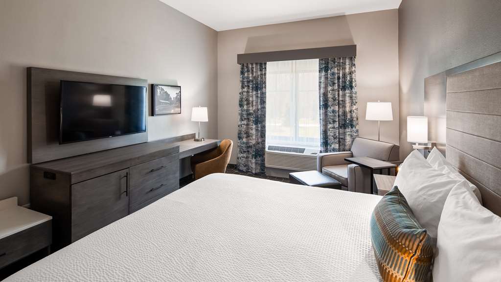 Best Western Plus Lawrenceburg - photo 17