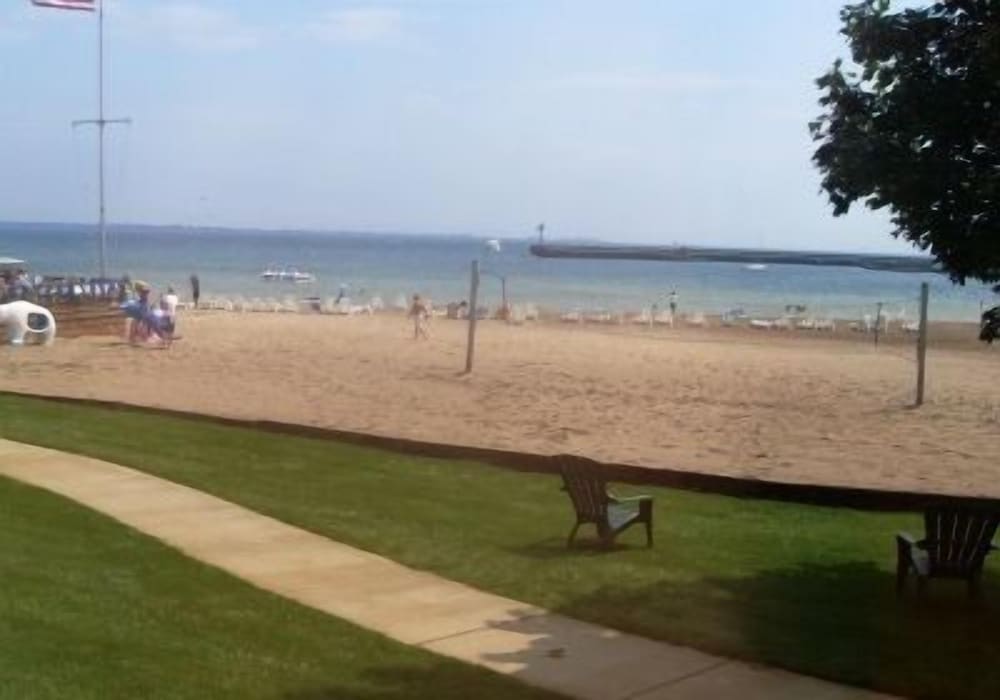 Tawas Bay Beach Resort - photo 50