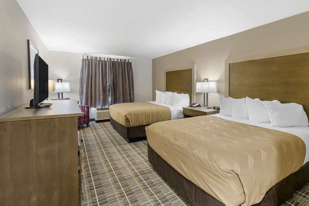 Quality Inn & Suites Carlsbad Caverns Area - photo 14