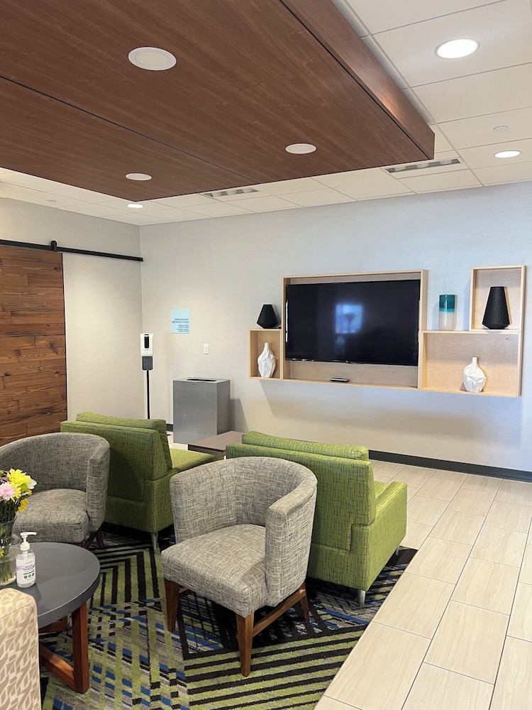 Holiday Inn Express Hotel & Suites Beatrice by IHG - photo 6