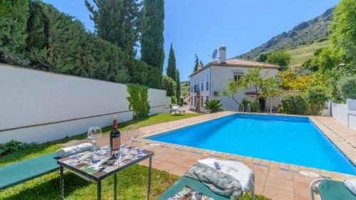 Villa Cipreses Gaucin by Ruralidays — 4-Star Luxury Hotel in Gaucin, Spain