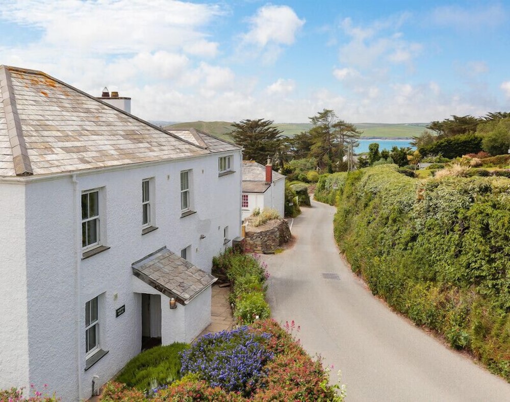 Worthy House — 4-Star Luxury Hotel in Polzeath, United Kingdom