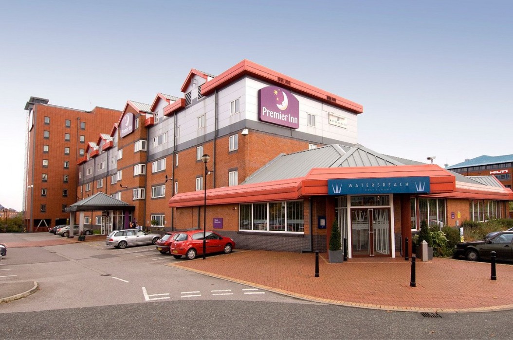 Premier Inn Manchester Old Trafford — 4-Star Luxury Hotel in Trafford Park, United Kingdom