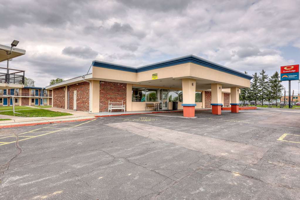 Suburban Studios Neenah Appleton - photo 7