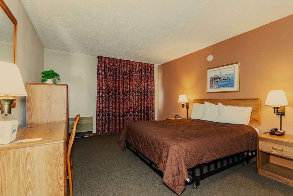 Americas Best Value Inn Austinburg - photo 12