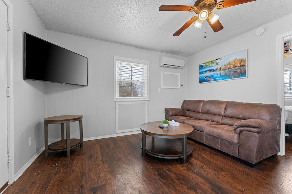 Silver Cove Resort on Table Rock Unit 18 - photo 8