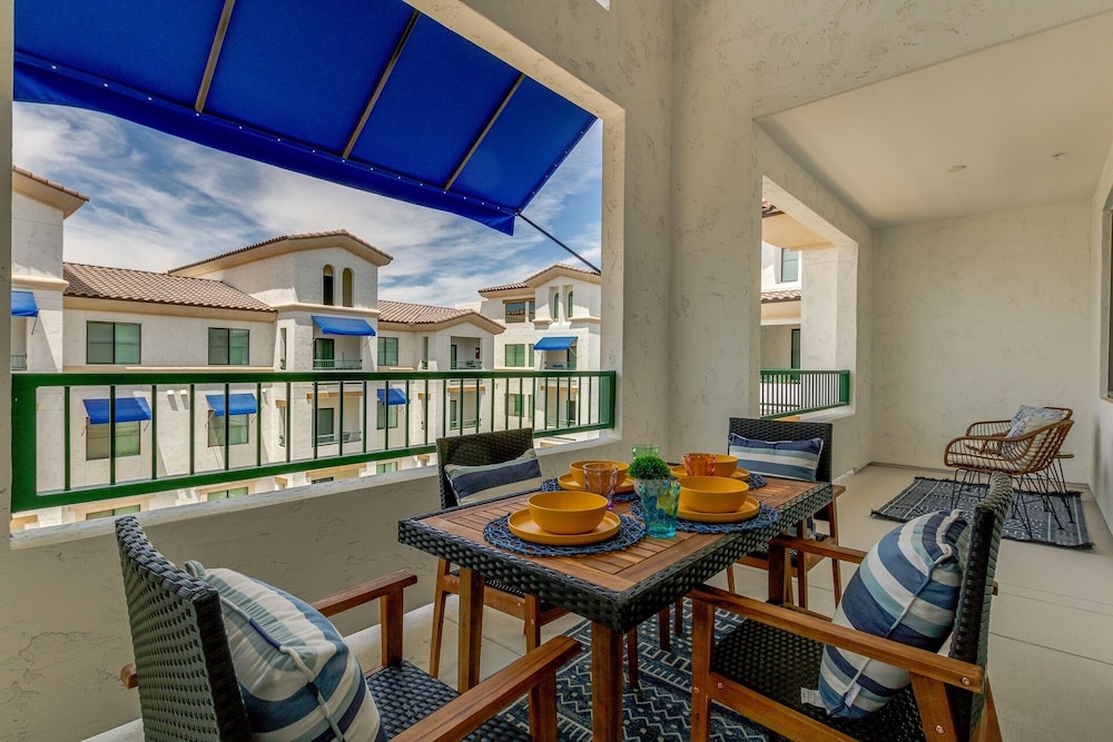Penthouse BRAND NEW Cays at Ocotillo Lots of Upgrades 30 Night Minimum by RedAwning - photo 25