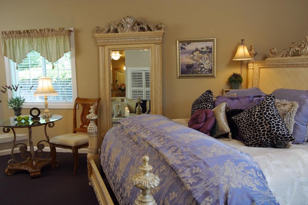Honor Mansion — Healdsburg — photo 5