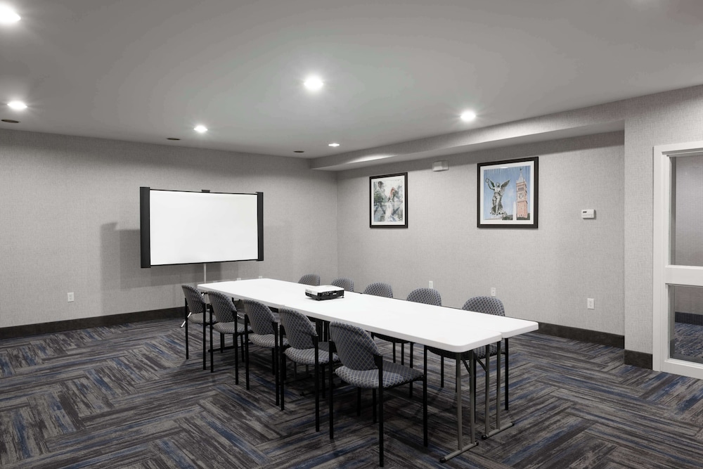 Homewood Suites by Hilton Boston Andover - photo 32