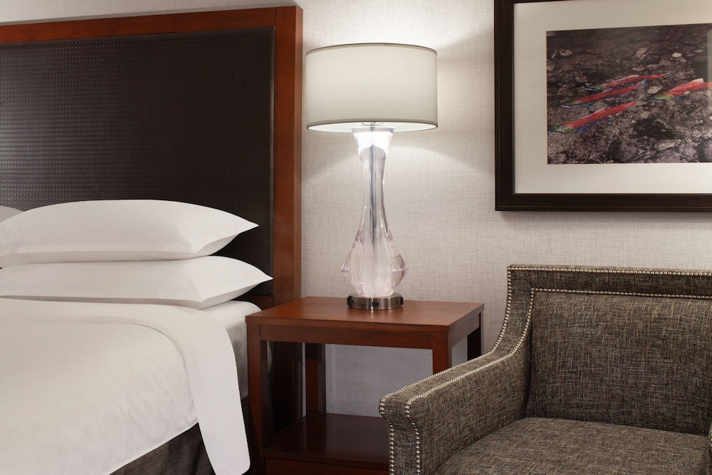 Sheraton Anchorage Hotel - photo 16