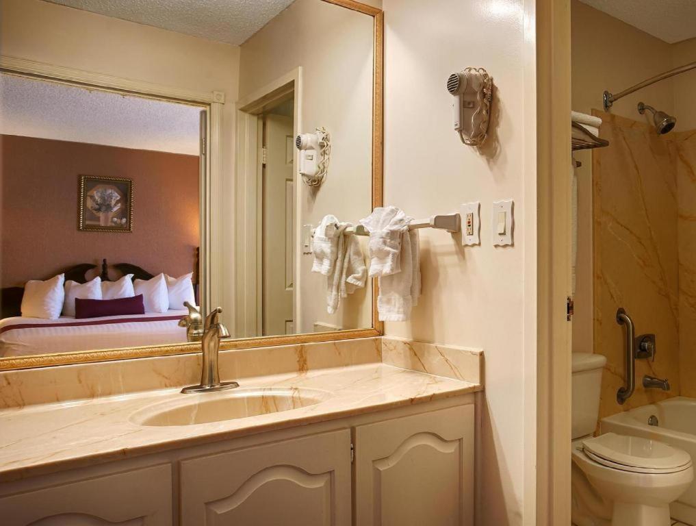 SureStay Plus Hotel by Best Western Baton Rouge - photo 44