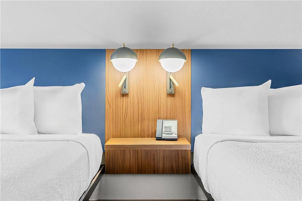 La Quinta Inn by Wyndham Huntsville Research Park - photo 16
