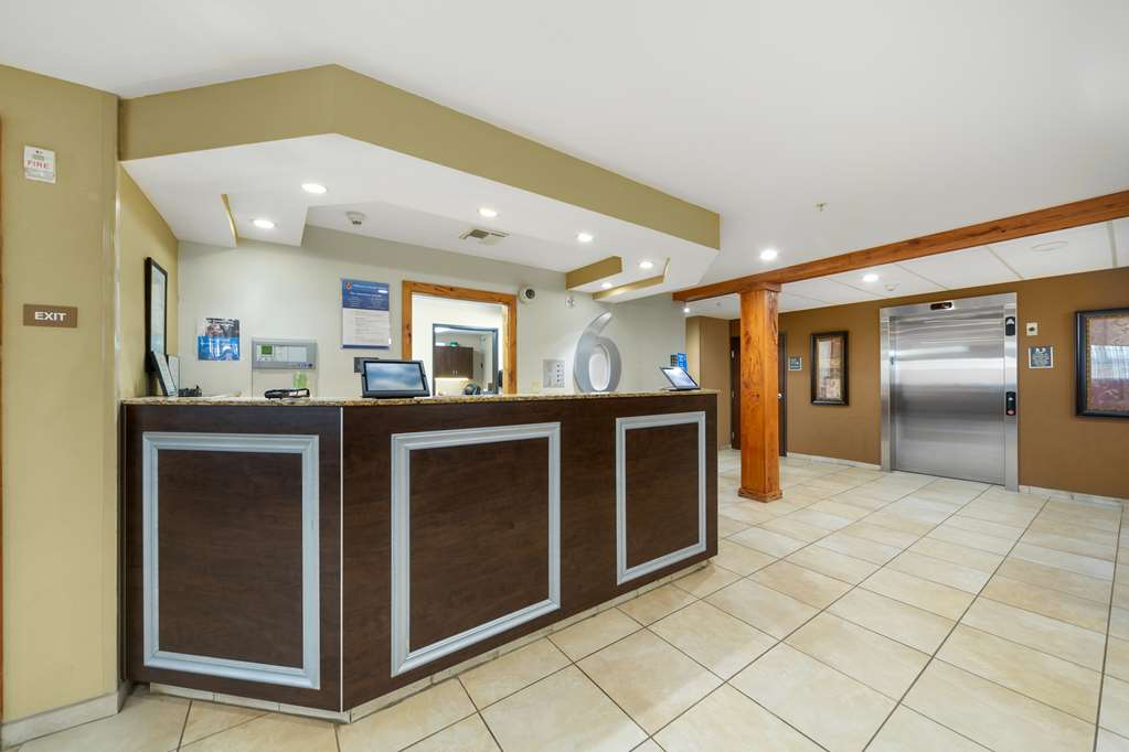 Microtel Inn and Suites by Wyndham Breaux Bridge - photo 31