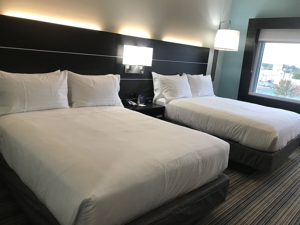 Holiday Inn Express & Suites Greenville SE Simpsonville by IHG - photo 17