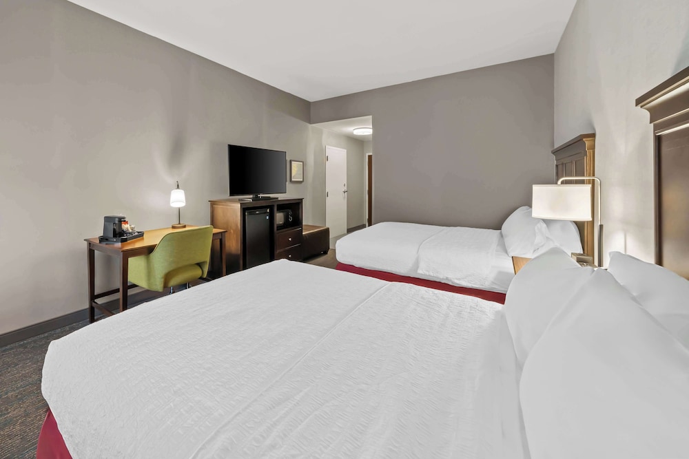 Hampton Inn by Hilton New Bedford Fairhaven - photo 7
