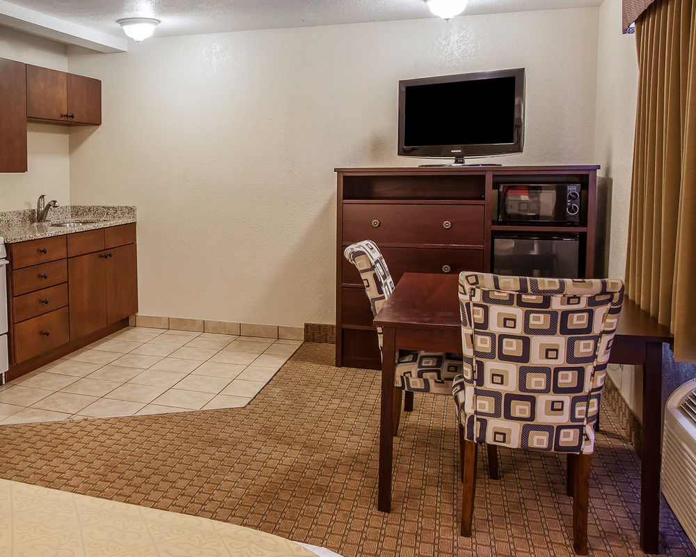 Quality Inn & Suites Toppenish Yakima Valley - photo 10