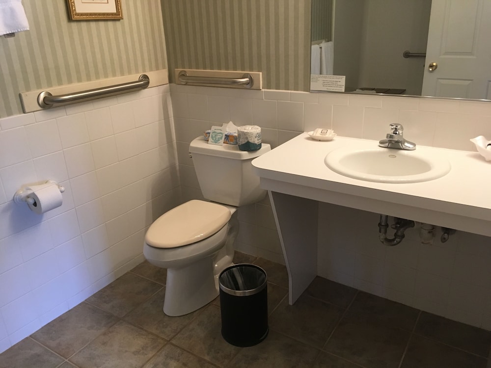 Delamater Inn - photo 90