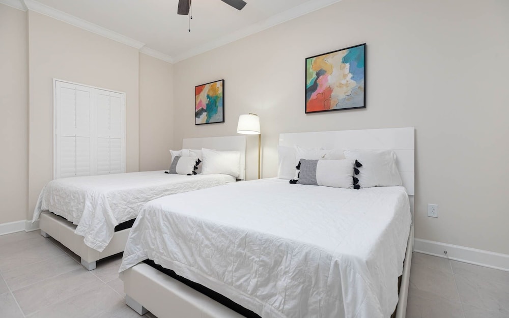 Phoenix Gulf Towers 1701 4 Bedroom Condo by Redawning - photo 8