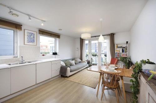 Lovely one bedroom apartment in Elephant Castle — 4-Star Luxury Hotel in London, United Kingdom