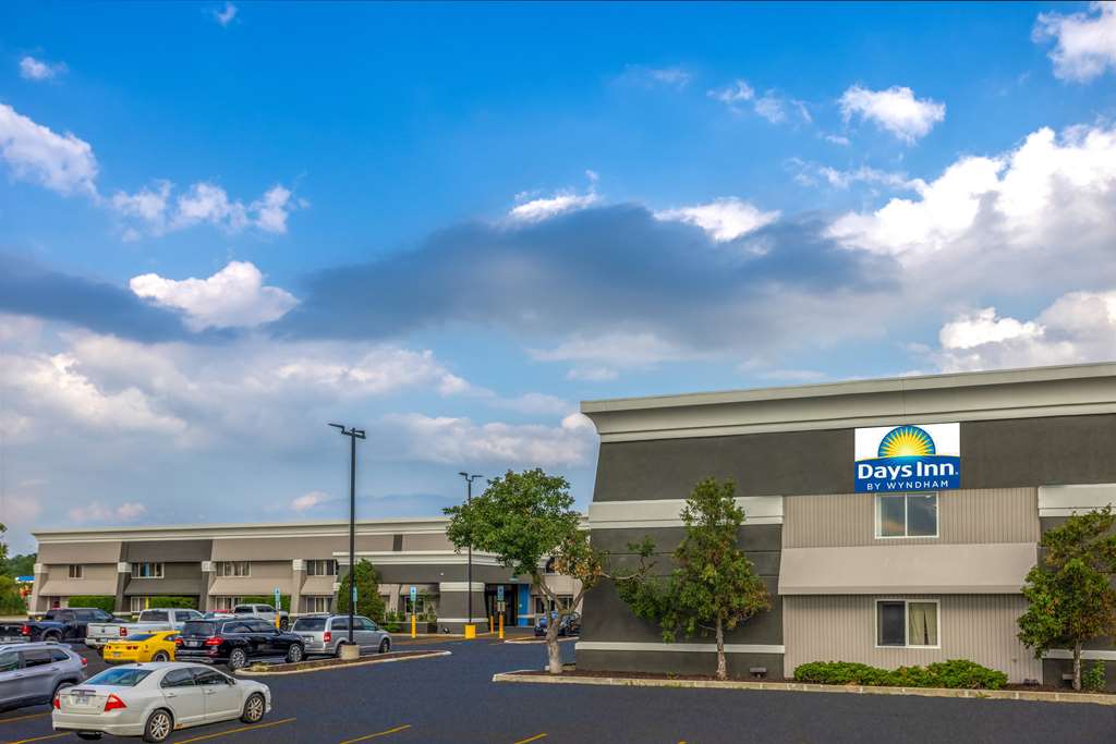 Days Inn by Wyndham Pleasant Prairie Kenosha - photo 5