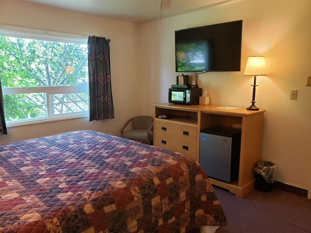Bridge Street Inn - photo 9