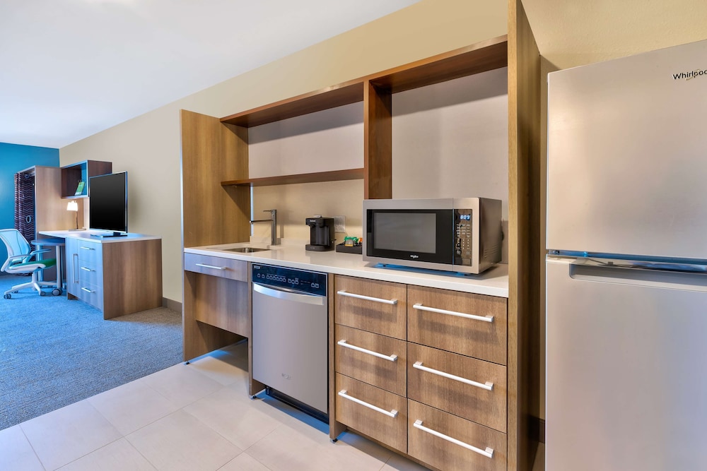 Home2 Suites by Hilton Grand Blanc Flint - photo 11