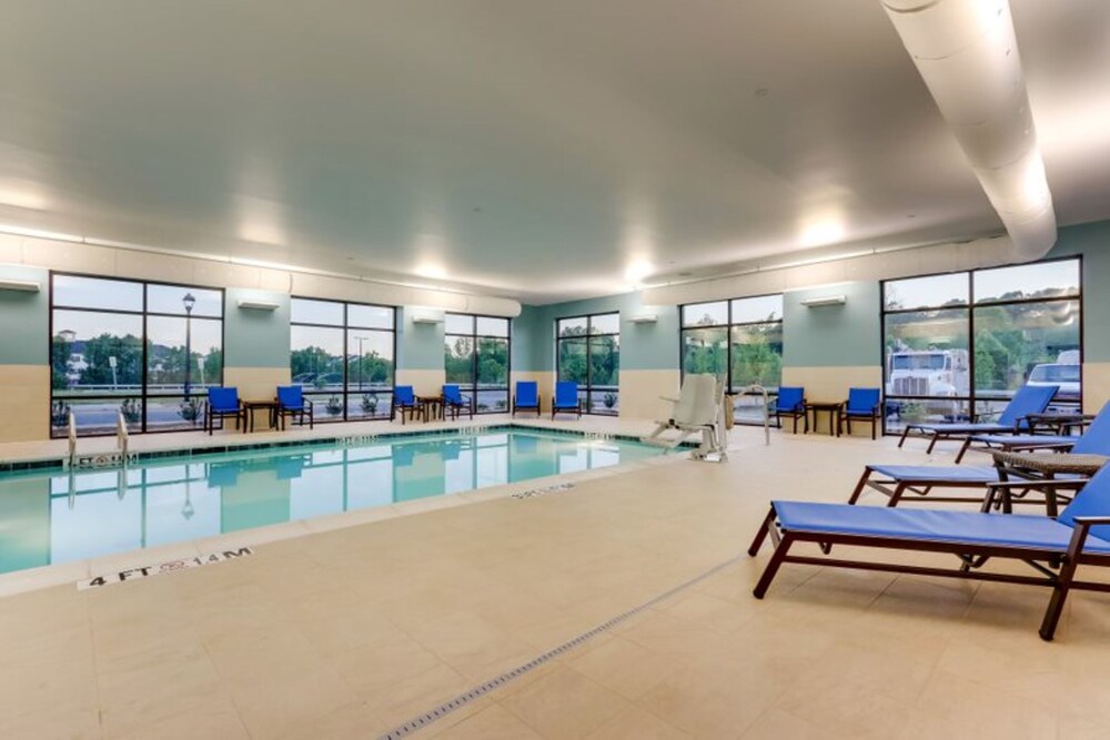 Holiday Inn Express & Suites Winston Salem Sw Clemmons by IHG - photo 35