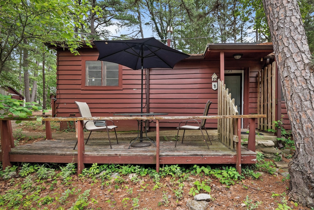 Tall Pines Inn - photo 95