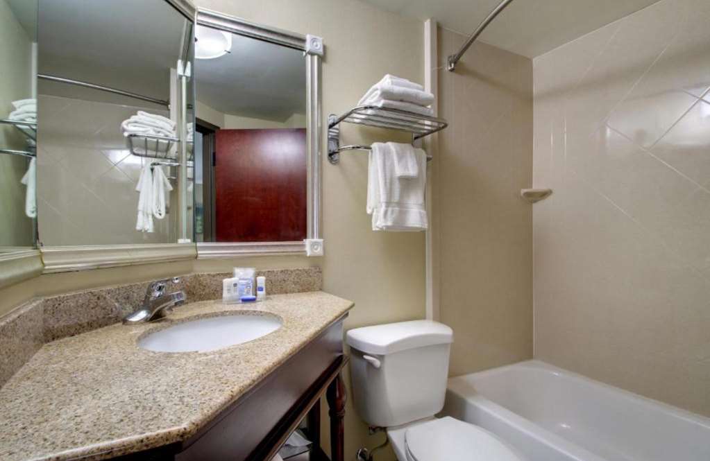 Best Western Eagles Inn - photo 18