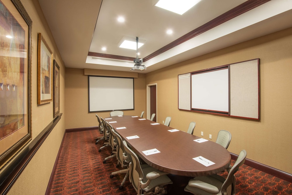 Hampton Inn Kingston - photo 23
