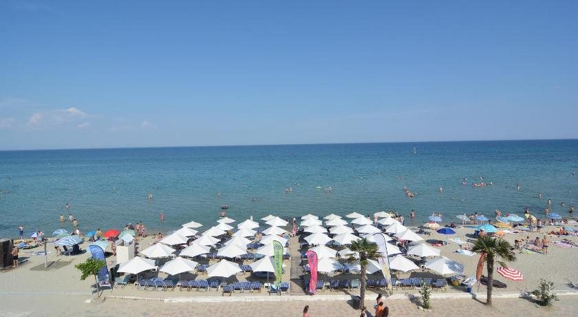 Atlantis Hotel - last minute hotel in Paralia
