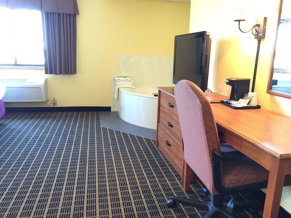 Quality Inn & Suites Harrington Milford - photo 17