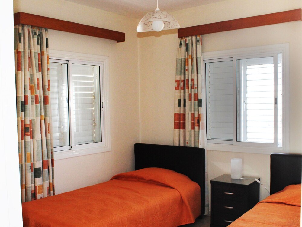 Panorama Beach House 5 meters to the sea