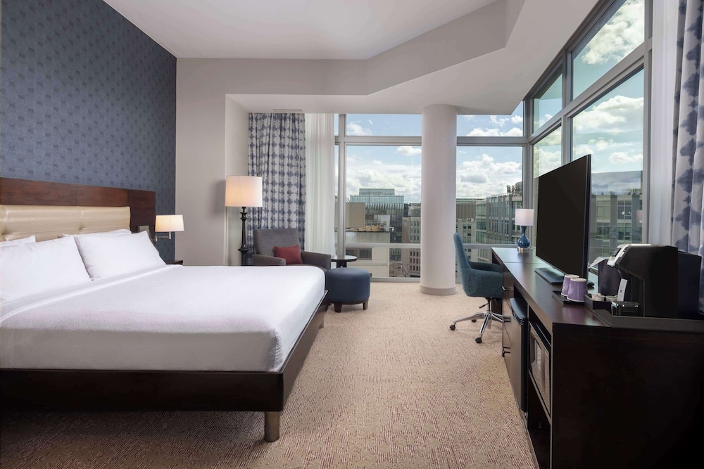 Hilton Garden Inn Washington DC Georgetown Area - photo 8