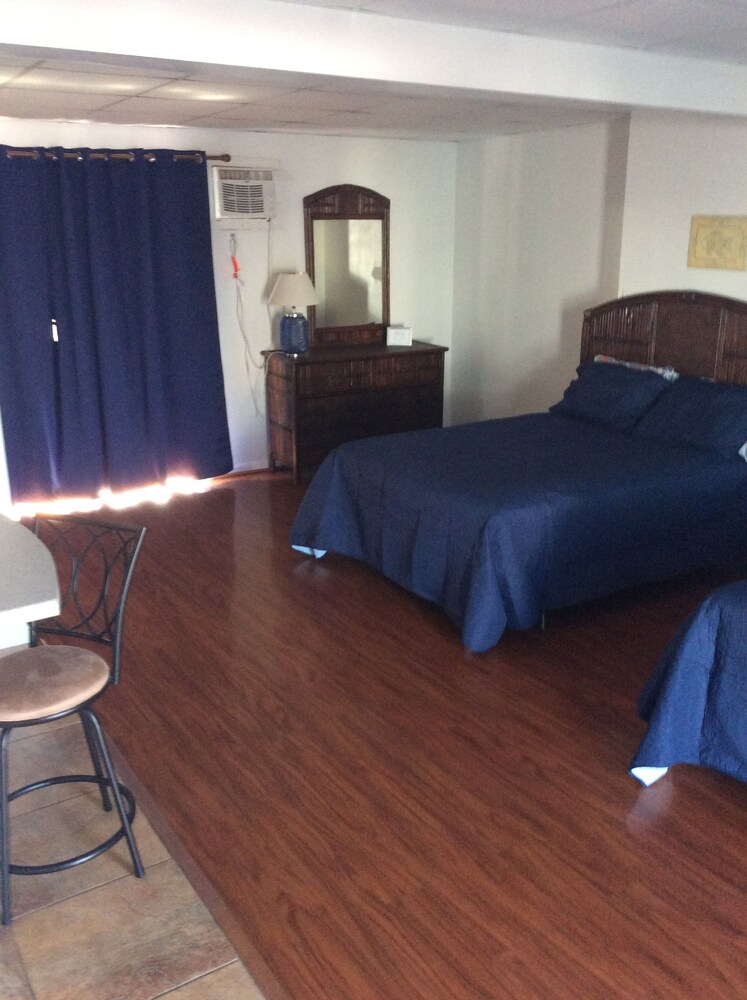 Atlantis Motel - photo 23