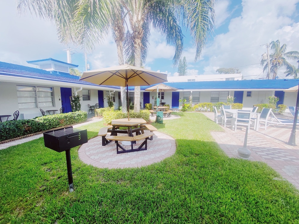 Sea Steps Suites - photo 45